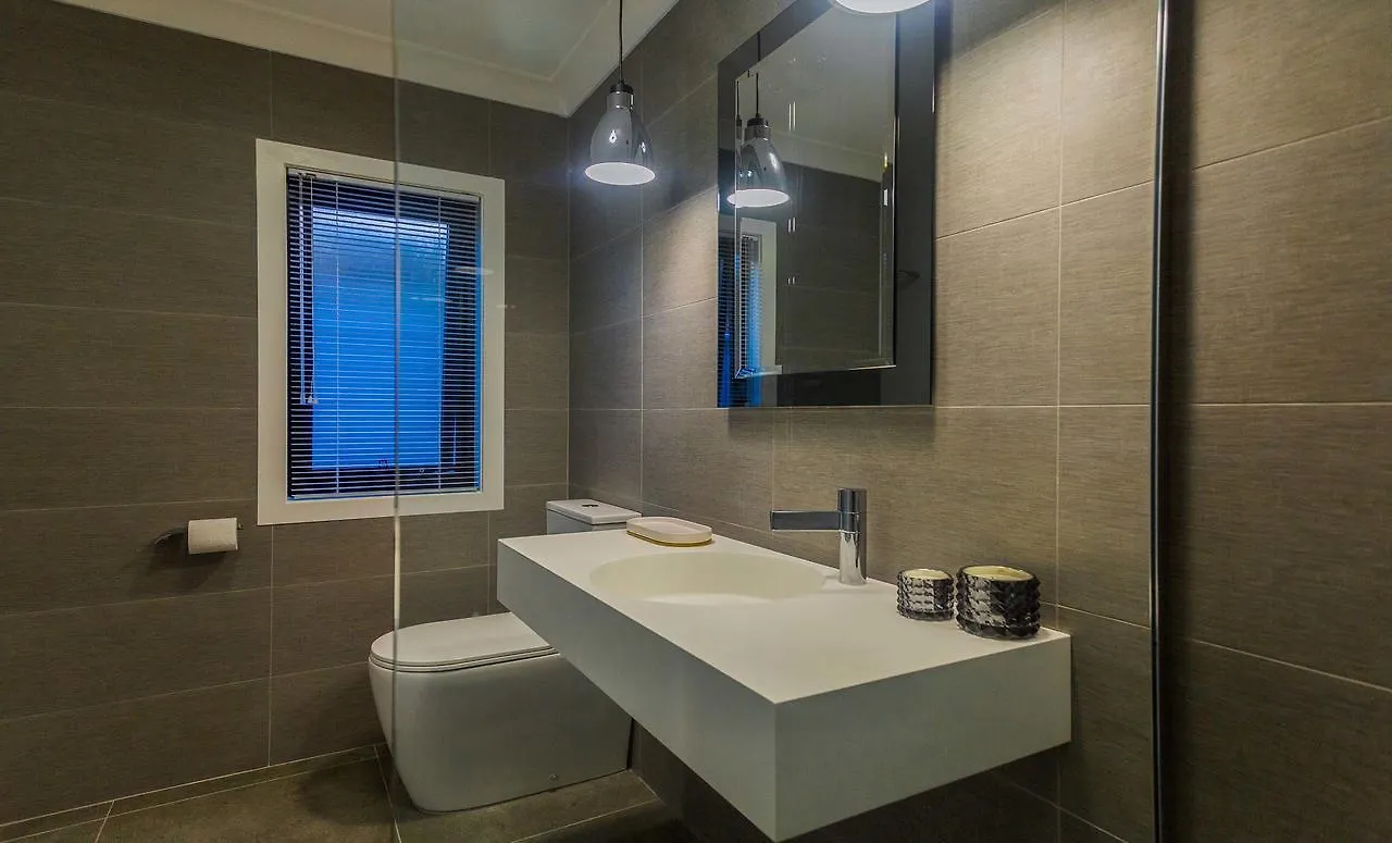 Lamour Holiday Beach House Gold Coast